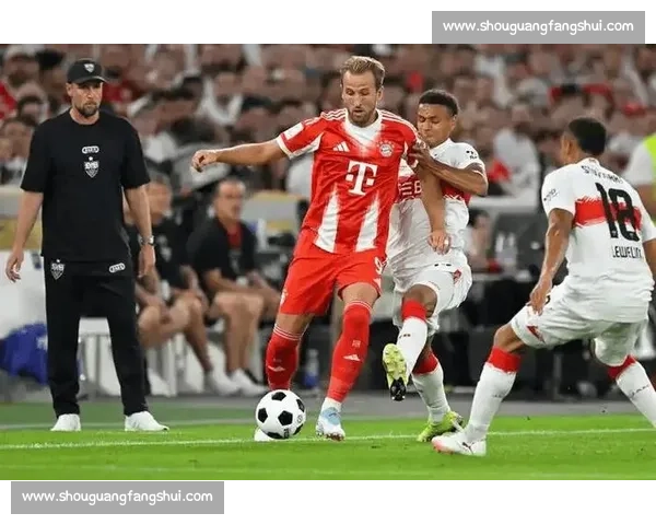 沙尔克04迎战拜仁慕尼黑德甲豪门对决焦点之夜前瞻赛前看点解析